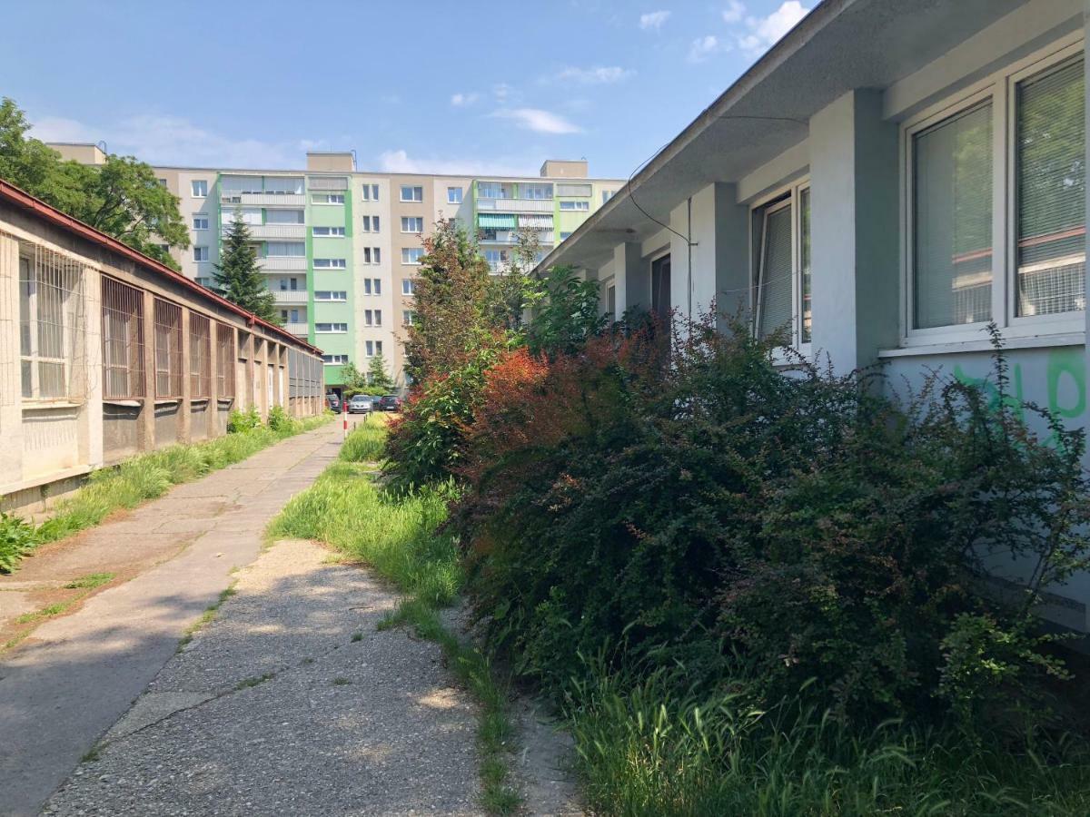 Moonstreet Apartments Bratislava Exterior foto